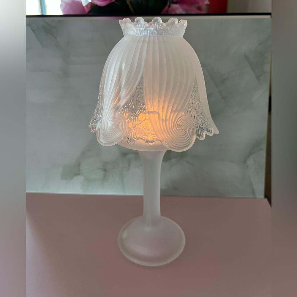 Vintage PartyLite Clairmont Frosted Glass Fairy Lamp Candle Holder Model P0373